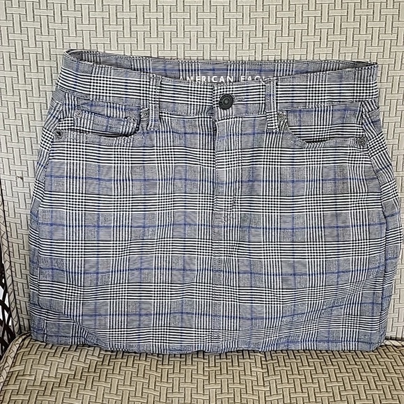 American Eagle Outfitters Dresses & Skirts - American Eagle super stretch miniskirt size 4